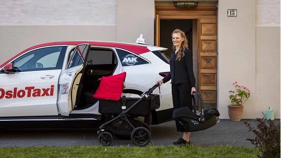 Nå kan du bestille drosje med barnesete i Taxifix
